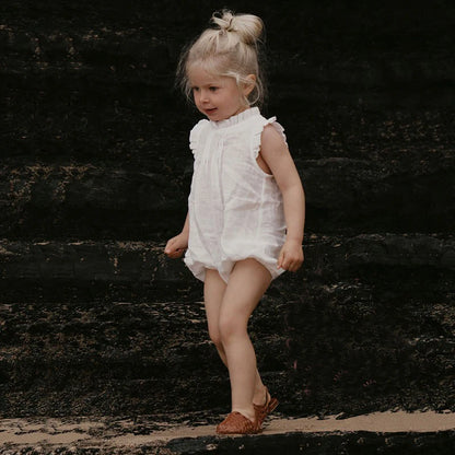 vintage baby romper in weiss