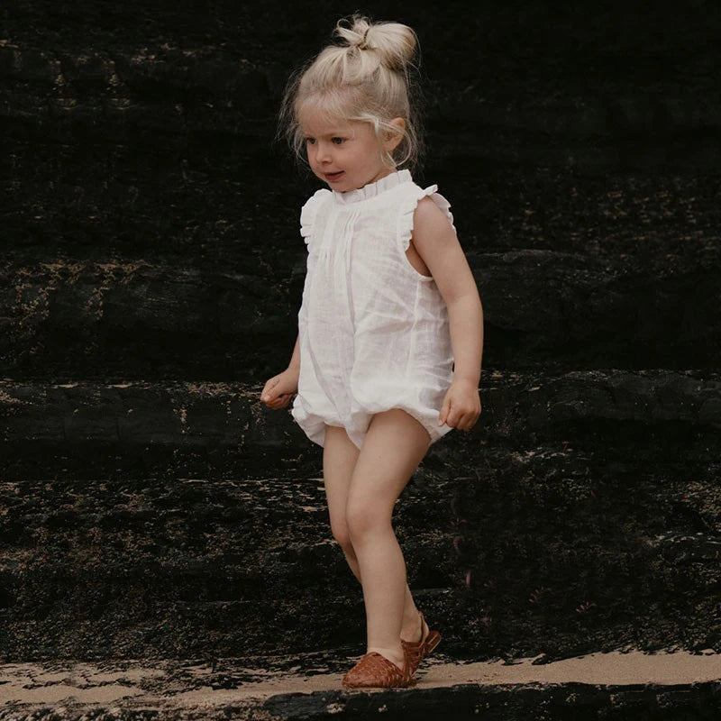 Vintage Baby Romper weiß - Klassischer Babystrampler Retro-Design