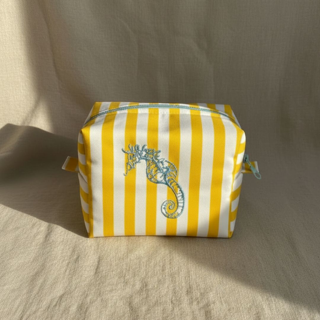 Schminktasche bestickt Baumwolle Seepferdchen Kulturbeutel Kind Sommer Geschenk