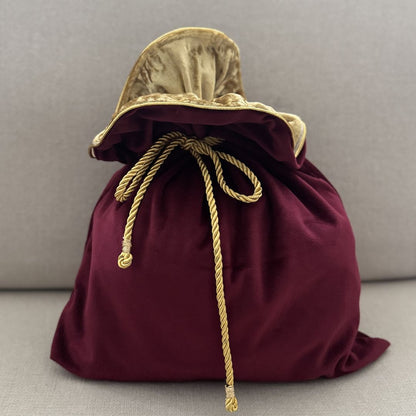 Geschenkbeutel Stoff Weihnachten rot - Nachhaltiger Geschenkbeutel aus Samt mit goldenem Innenfutter Sandrian