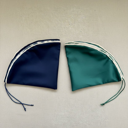Handgefertigte Geschenkbeutel in Blau und Grün, doppelseitig, nachhaltig