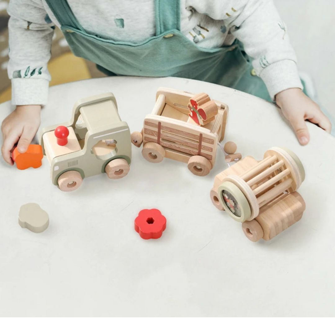 Holz Spielzug mit Kind