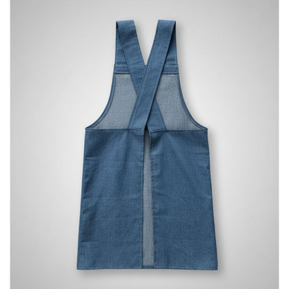Kinderschürze Jeans personalisiert – Rückansicht mit Kreuzschulter-Design