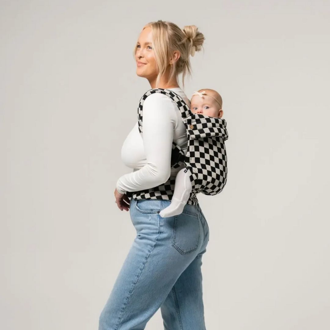 Babytrage & Kleinkindtrage in weiss Rückenposition 